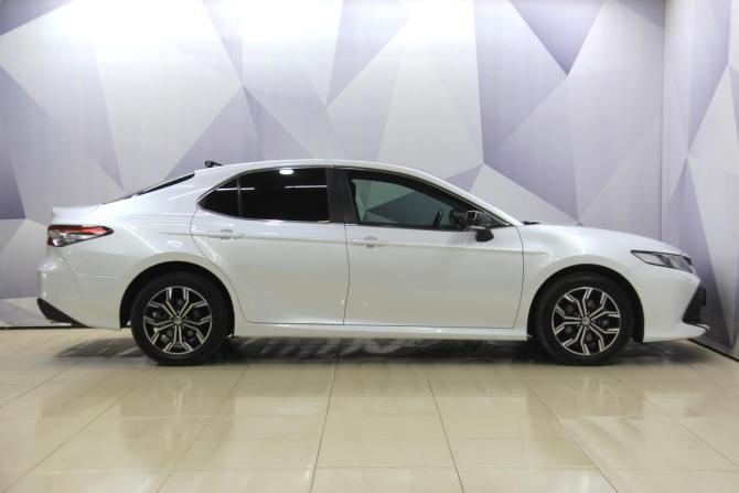 Toyota Camry VIII (XV70) с пробегом 2020 года, цена 2 795 000 рублей, 145684 км, седан, Автокод Объявления