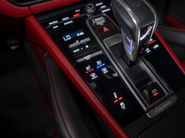 Porsche Cayenne III с пробегом 2021 года, цена 13 900 000 рублей, 20000 км, внедорожник, Автокод Объявления