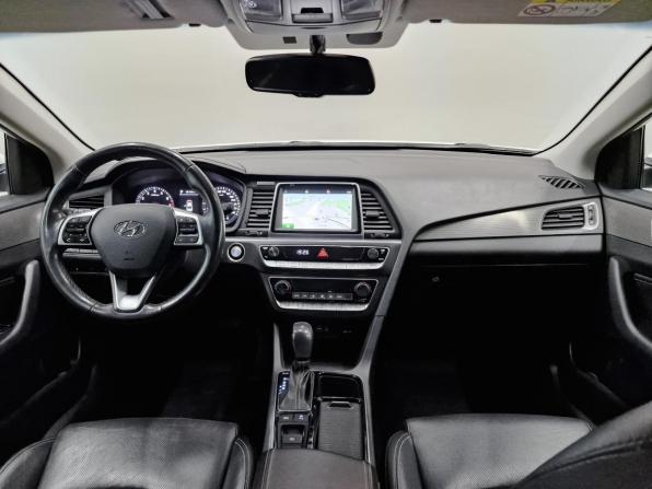 Hyundai Sonata VII (LF) Рестайлинг с пробегом 2019 года, цена 1 750 000 рублей, 92255 км, седан, Автокод Объявления
