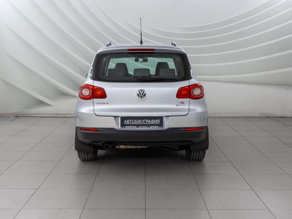 Volkswagen Tiguan I с пробегом 2011 года, цена 968 000 рублей, 186288 км, внедорожник, Автокод Объявления