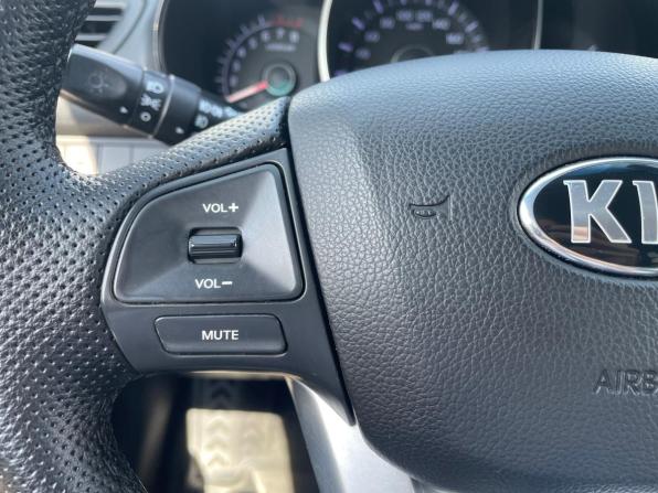 Kia Rio III с пробегом 2014 года, цена 715 000 рублей, 152720 км, хэтчбек, Автокод Объявления