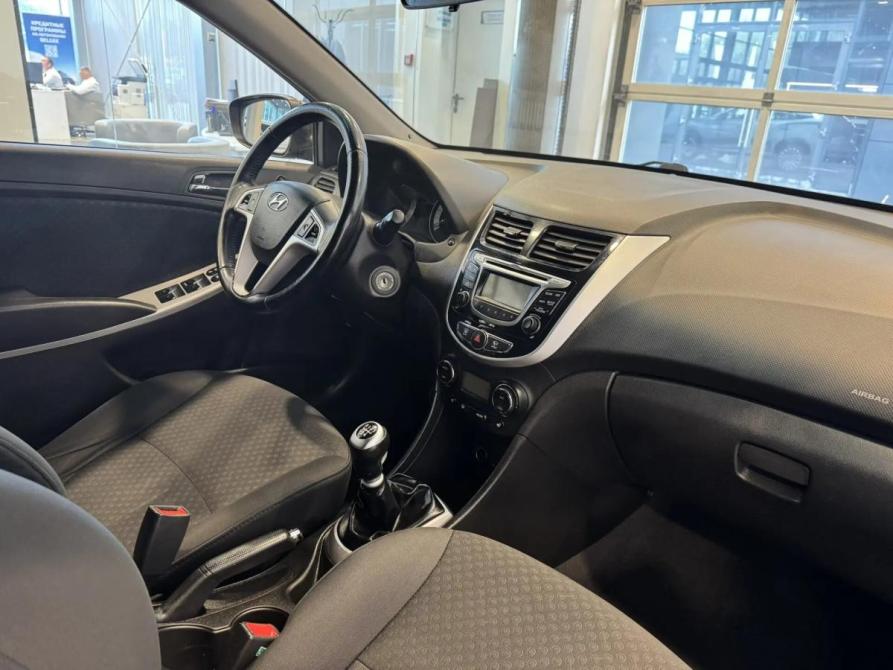 Hyundai Solaris I Подольск  - изображение 8
