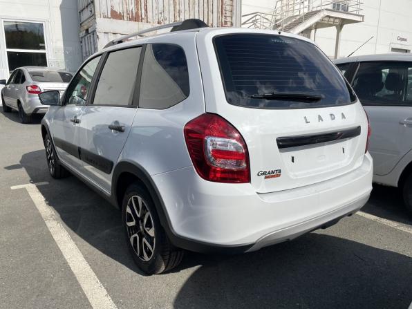 Новый Lada (ВАЗ) Granta I Рестайлинг 2024 года, цена 1 175 000 рублей, универсал, Автокод Объявления