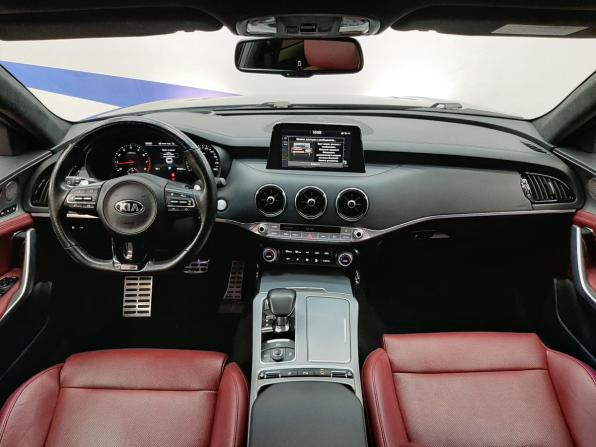 Kia Stinger I с пробегом 2018 года, цена 3 290 000 рублей, 45321 км, лифтбек, Автокод Объявления