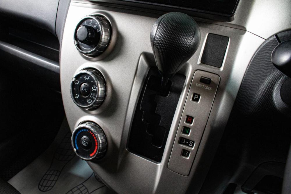 Toyota Ractis I Сургут  - изображение 15