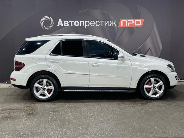 Mercedes-Benz M-Класс II (W164) Рестайлинг с пробегом 2010 года, цена 1 500 000 рублей, 271329 км, внедорожник, Автокод Объявления