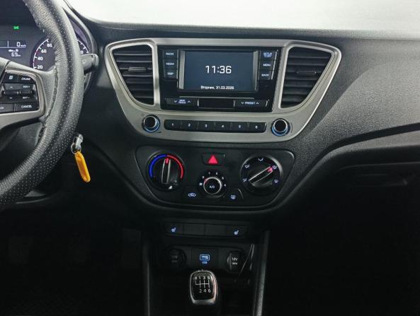 Hyundai Solaris II с пробегом 2019 года, цена 1 129 000 рублей, 158000 км, седан, Автокод Объявления