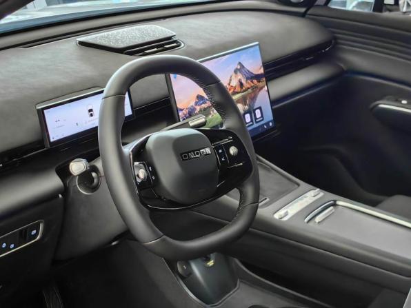 Новый Omoda C7 2026 года, цена 3 099 000 рублей, внедорожник, Автокод Объявления