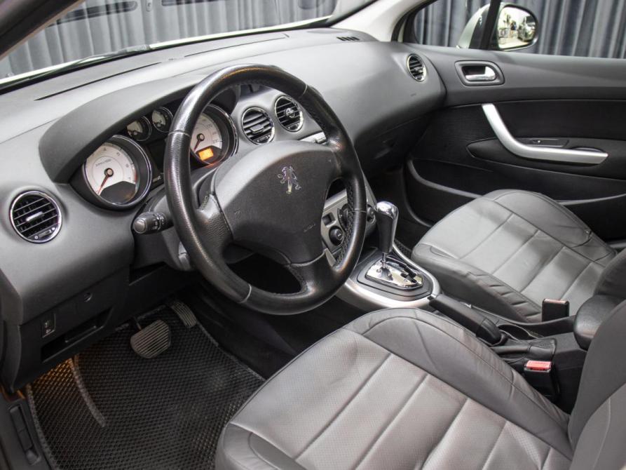 Peugeot 308 I Москва  - изображение 14