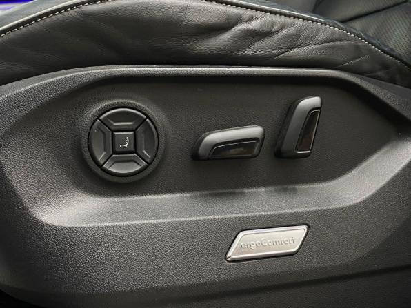 Volkswagen Touareg III с пробегом 2022 года, цена 6 999 000 рублей, 115650 км, внедорожник, Автокод Объявления