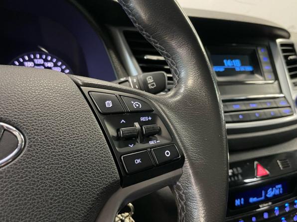 Hyundai Tucson III с пробегом 2015 года, цена 1 820 000 рублей, 184006 км, внедорожник, Автокод Объявления