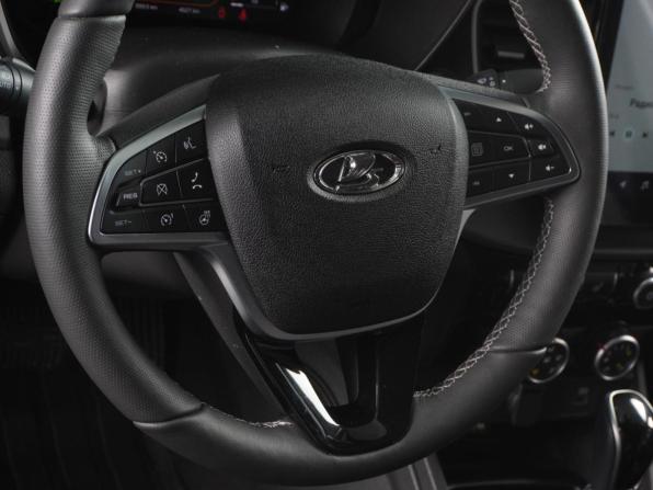 Lada (ВАЗ) Vesta I Рестайлинг (NG) с пробегом 2025 года, цена 1 852 000 рублей, 4627 км, седан, Автокод Объявления