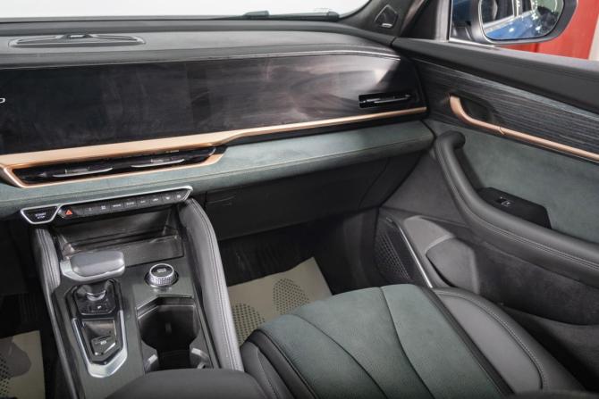 Geely Monjaro I Рестайлинг с пробегом 2024 года, цена 3 109 000 рублей, 11000 км, внедорожник, Автокод Объявления