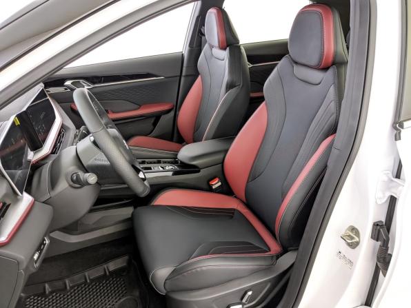 Geely Coolray I Рестайлинг с пробегом 2024 года, цена 2 440 000 рублей, 16955 км, внедорожник, Автокод Объявления