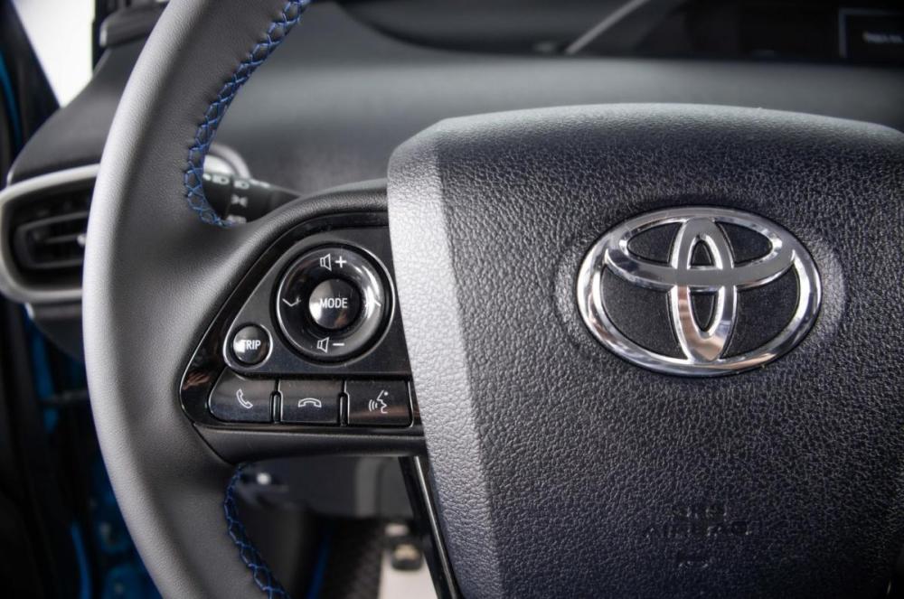 Toyota Prius IV (XW50) Пермь  - изображение 17
