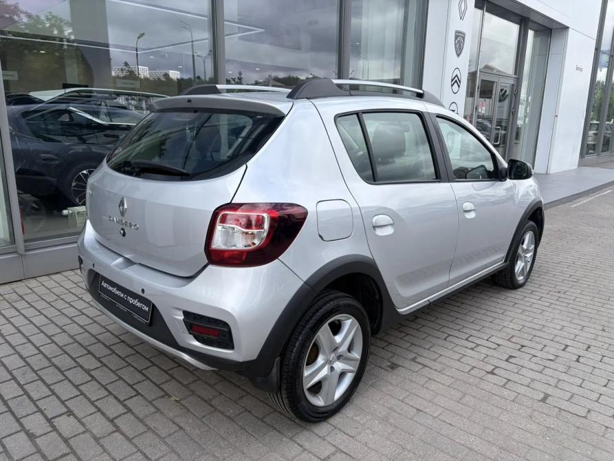 Renault Sandero II Москва  - изображение 9