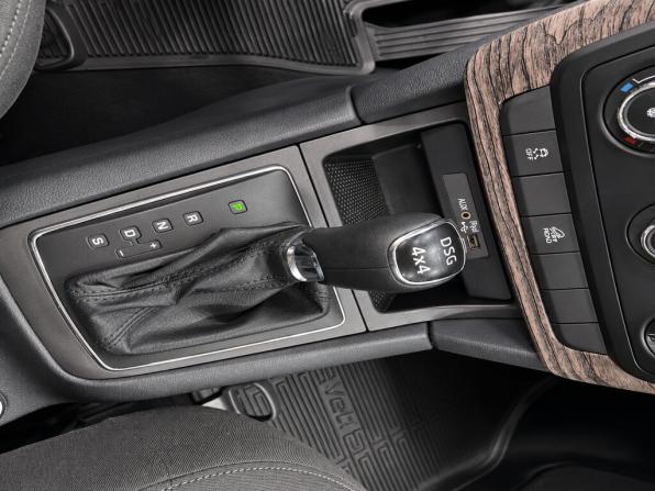 Skoda Yeti I Рестайлинг с пробегом 2017 года, цена 1 565 000 рублей, 158000 км, внедорожник, Автокод Объявления