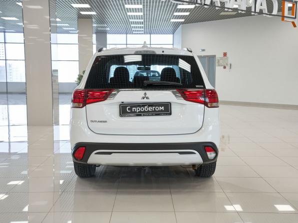 Mitsubishi Outlander III Рестайлинг 3 с пробегом 2021 года, цена 2 450 000 рублей, 96204 км, внедорожник, Автокод Объявления