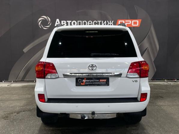 Toyota Land Cruiser 200 Series Рестайлинг 1 с пробегом 2012 года, цена 3 950 000 рублей, 177352 км, внедорожник, Автокод Объявления
