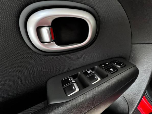 Kia Soul II Рестайлинг с пробегом 2018 года, цена 1 700 000 рублей, 78329 км, хэтчбек, Автокод Объявления