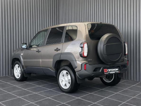 Lada (ВАЗ) Niva Travel I с пробегом 2024 года, цена 1 117 000 рублей, 37328 км, внедорожник, Автокод Объявления