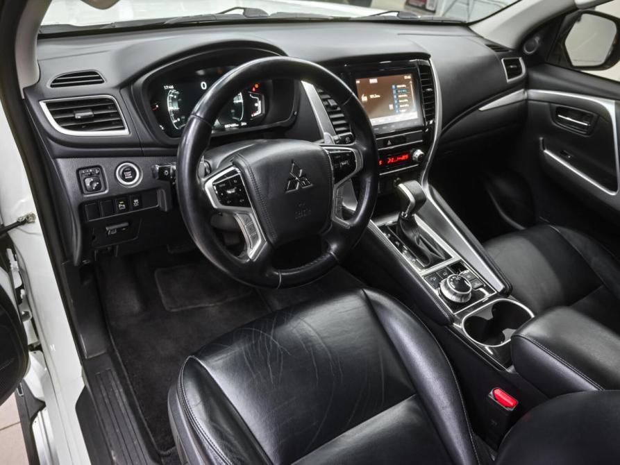 Mitsubishi Montero Sport III Рестайлинг Челябинск  - изображение 12