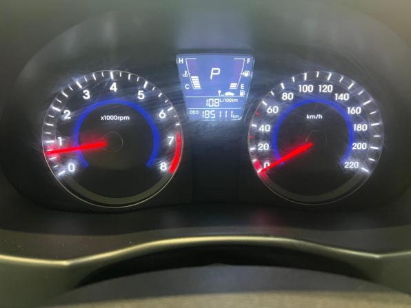 Hyundai Solaris I с пробегом 2014 года, цена 849 000 рублей, 185110 км, седан, Автокод Объявления