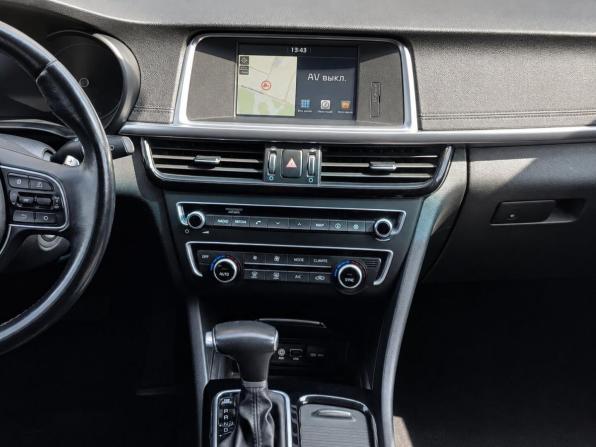 Kia Optima IV Рестайлинг с пробегом 2018 года, цена 2 395 000 рублей, 60018 км, седан, Автокод Объявления