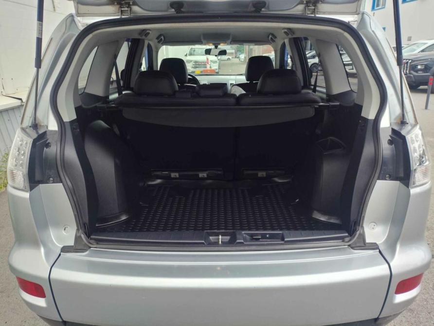Mitsubishi Outlander II Рестайлинг Санкт-Петербург  - изображение 8