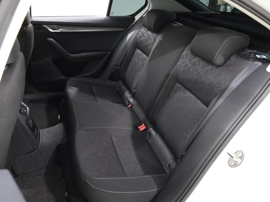 Skoda Octavia III (A7) Рестайлинг Ростов-на-Дону  - изображение 8