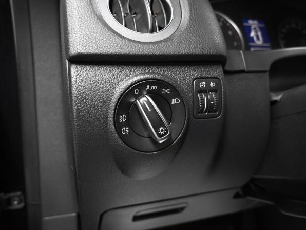 Volkswagen Tiguan I Рестайлинг с пробегом 2012 года, цена 995 000 рублей, 220236 км, внедорожник, Автокод Объявления