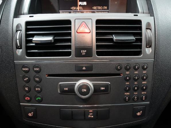 Mercedes-Benz C-Класс III (W204) с пробегом 2010 года, цена 990 000 рублей, 264564 км, седан, Автокод Объявления