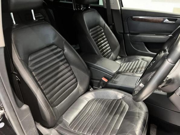 Volkswagen Passat B7 с пробегом 2011 года, цена 1 095 000 рублей, 123071 км, универсал, Автокод Объявления