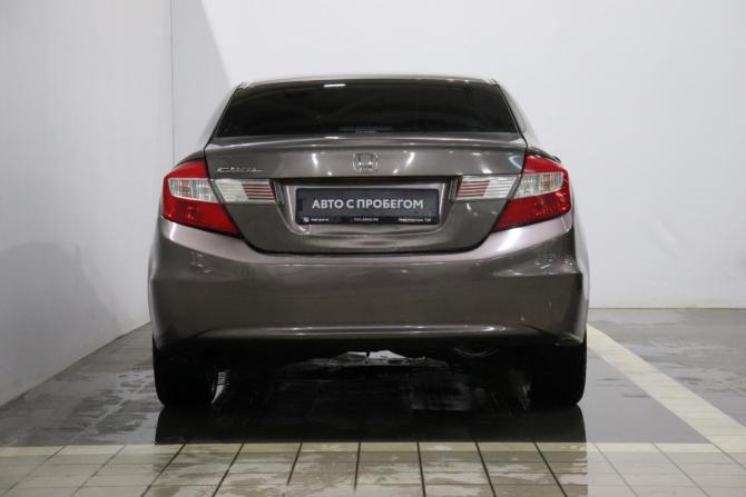 Honda Civic IX с пробегом 2012 года, цена 987 000 рублей, 199000 км, седан, Автокод Объявления