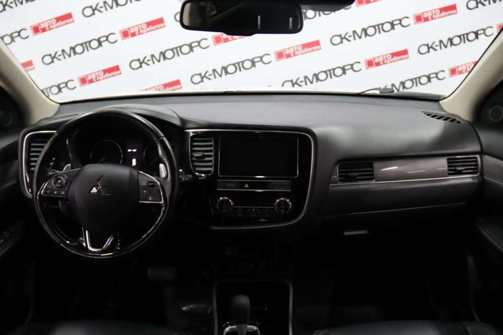 Mitsubishi Outlander III Рестайлинг 3 Сургут  - изображение 8