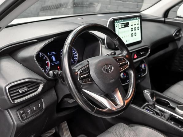 Hyundai Santa Fe IV с пробегом 2018 года, цена 2 800 000 рублей, 162196 км, внедорожник, Автокод Объявления