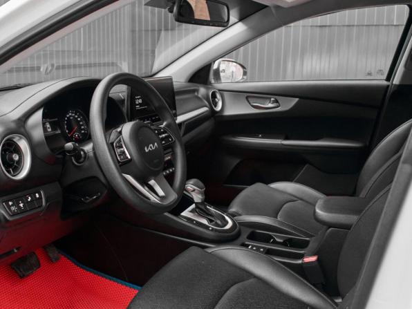 Kia K3 II Рестайлинг с пробегом 2021 года, цена 1 725 000 рублей, 113610 км, седан, Автокод Объявления