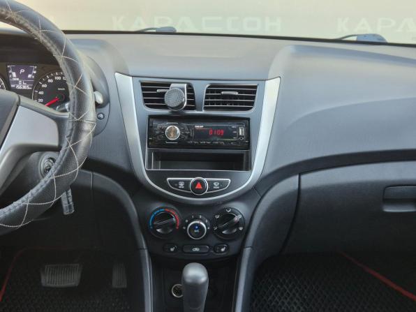 Hyundai Solaris I с пробегом 2011 года, цена 730 000 рублей, 156364 км, седан, Автокод Объявления