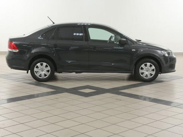Volkswagen Polo V Рестайлинг с пробегом 2015 года, цена 609 000 рублей, 158000 км, седан, Автокод Объявления