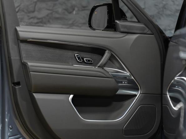 Новый Land Rover Range Rover V 2026 года, цена 25 990 000 рублей, внедорожник, Автокод Объявления