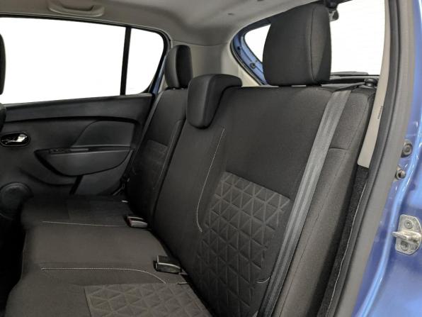 Renault Sandero II с пробегом 2017 года, цена 1 195 000 рублей, 62448 км, хэтчбек, Автокод Объявления