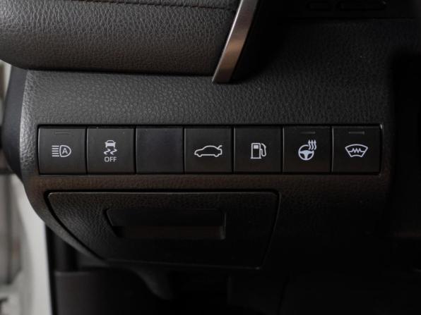 Toyota Camry VIII (XV70) с пробегом 2018 года, цена 2 729 000 рублей, 239433 км, седан, Автокод Объявления
