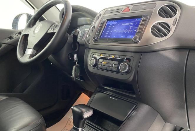 Volkswagen Tiguan I с пробегом 2010 года, цена 845 000 рублей, 246135 км, внедорожник, Автокод Объявления