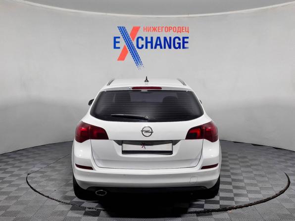 Opel Astra J с пробегом 2011 года, цена 549 000 рублей, 228000 км, универсал, Автокод Объявления