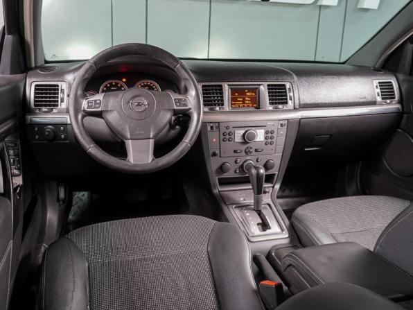 Opel Vectra C Рестайлинг с пробегом 2006 года, цена 549 000 рублей, 262666 км, седан, Автокод Объявления