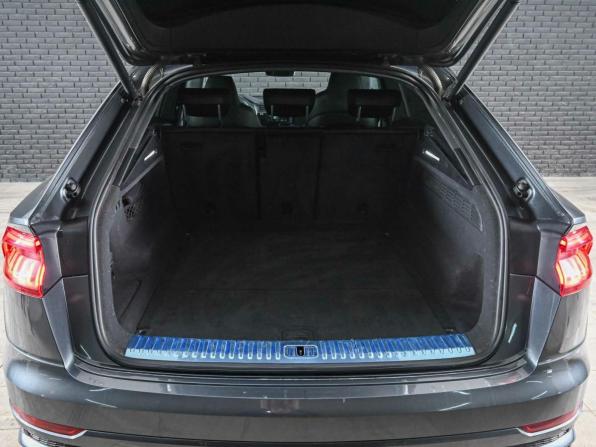 Audi Q8 I (4M) с пробегом 2022 года, цена 6 200 000 рублей, 200399 км, внедорожник, Автокод Объявления