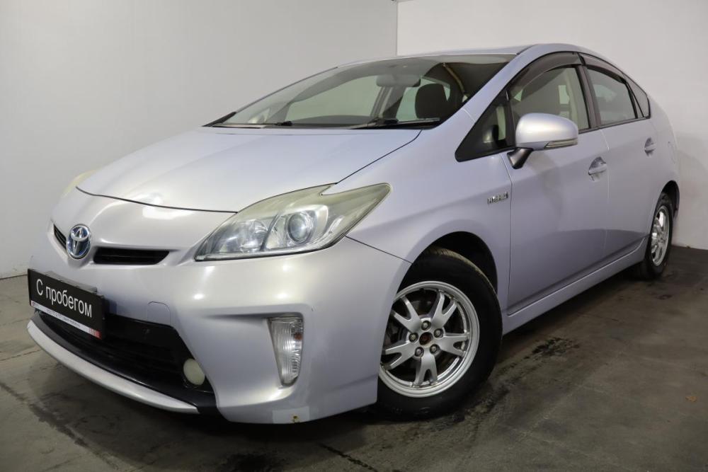 Toyota Prius III Рестайлинг (XW30) Санкт-Петербург  - изображение 3