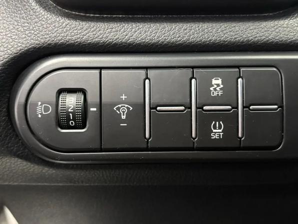 Kia Ceed III с пробегом 2020 года, цена 1 699 000 рублей, 130082 км, универсал, Автокод Объявления
