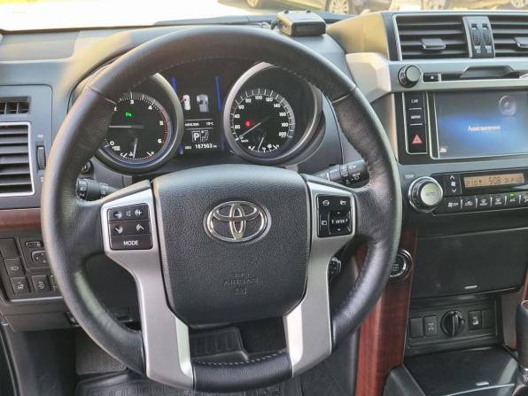 Toyota Land Cruiser Prado 150 Series Рестайлинг 1 с пробегом 2016 года, цена 4 390 000 рублей, 167563 км, внедорожник, Автокод Объявления