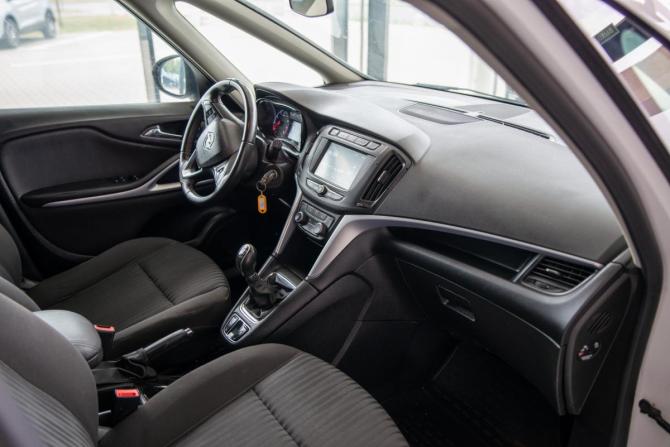 Opel Zafira C Рестайлинг с пробегом 2017 года, цена 2 050 000 рублей, 187418 км, минивэн, Автокод Объявления